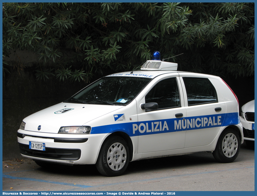 -
Polizia Municipale
Comune di Recanati
Fiat Punto II serie
Parole chiave: Polizia;Locale;Municipale;Recanati;Fiat;Punto