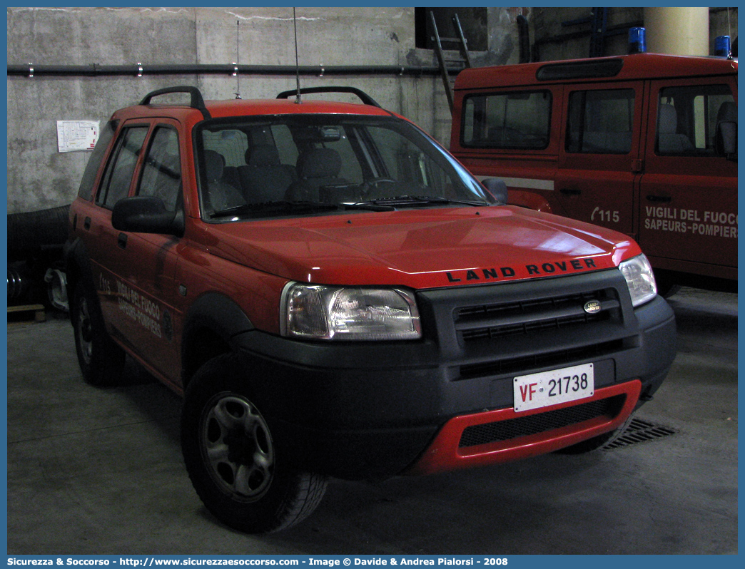 VF 21738
Vigili del Fuoco
Regione Autonoma Valle d'Aosta
Land Rover Freelander I serie
Parole chiave: VF;V.F.;Vigili;Fuoco;Regione;Autonoma;Valle;Aosta;Land Rover;Freelander;21738