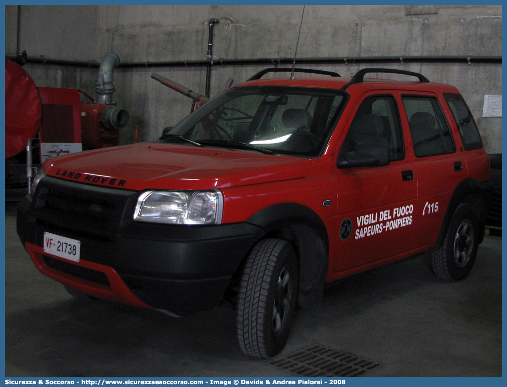 VF 21738
Vigili del Fuoco
Regione Autonoma Valle d'Aosta
Land Rover Freelander I serie
Parole chiave: VF;V.F.;Vigili;Fuoco;Regione;Autonoma;Valle;Aosta;Land Rover;Freelander;21738