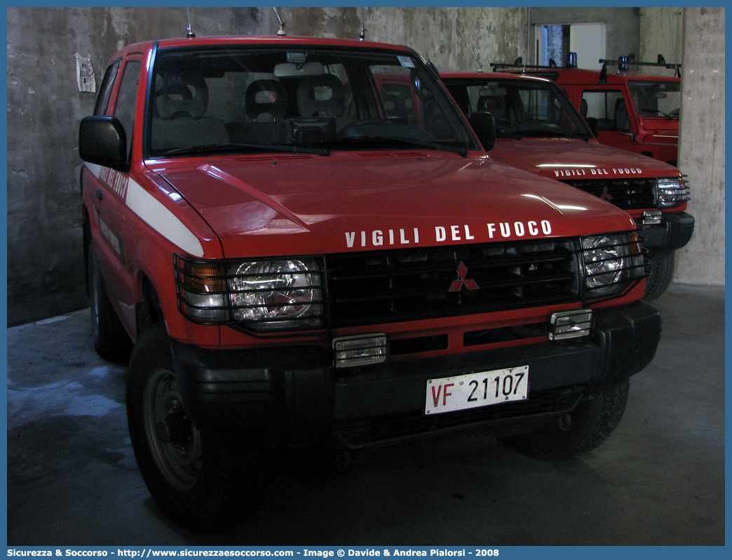 VF 21107
Vigili del Fuoco
Regione Autonoma Valle d'Aosta
Mitsubishi Pajero SWB II serie
Parole chiave: VF;V.F.;Vigili;Fuoco;Regione;Autonoma;Valle;Aosta;Mitsubishi;Pajero;SWB;21107