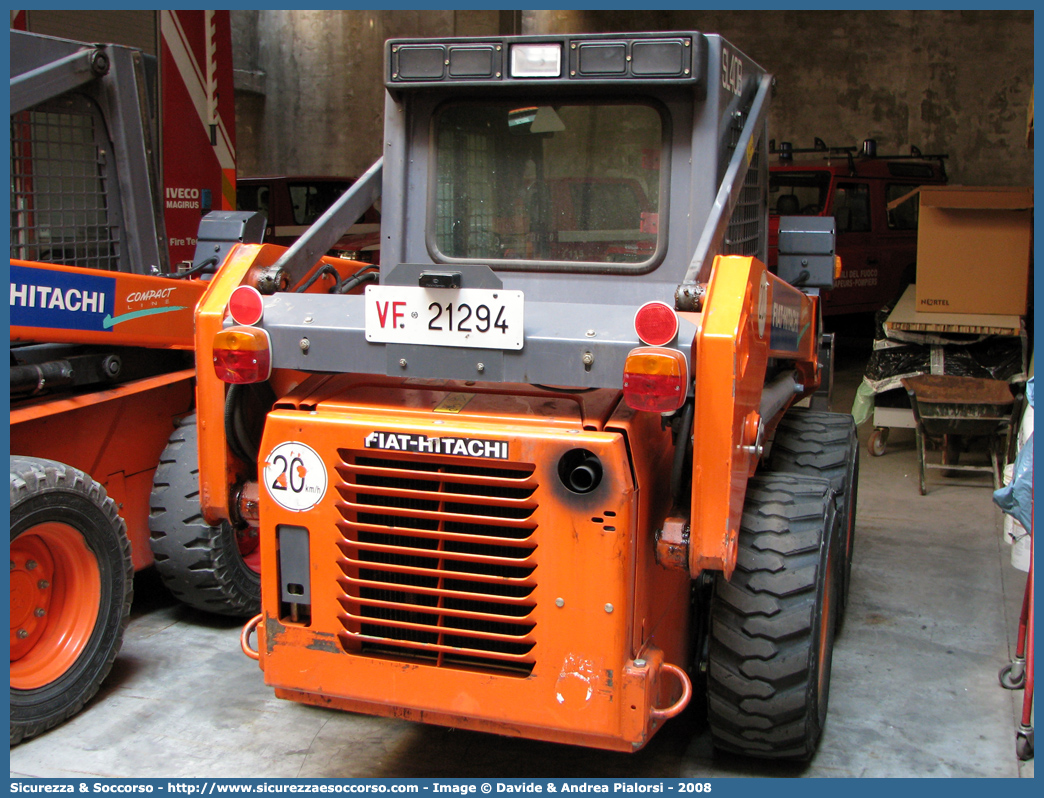 VF 21294 
Vigili del Fuoco
Regione Autonoma Valle d'Aosta
Fiat Hitachi SL40B
Parole chiave: VF;V.F.;Vigili;Fuoco;Regione;Autonoma;Valle;Aosta;Fiat;Hitachi;SL40B;21294