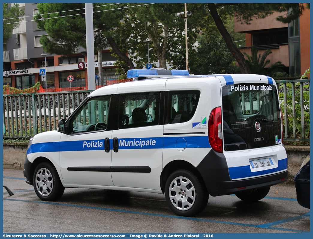 Polizia Locale YA935AD
Polizia Municipale
Comune di Francavilla al Mare
Fiat Doblò II serie restyling
Parole chiave: Polizia;Locale;Municipale;Francavilla al Mare;Fiat;Doblò;Doblo;YA935AD;YA 935 AD