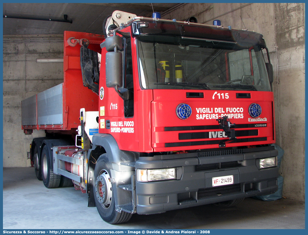 VF 21499
Vigili del Fuoco
Regione Autonoma Valle d'Aosta
Iveco EuroTech
Parole chiave: VF;V.F.;Vigili;Fuoco;Regione;Autonoma;Valle;Aosta;Iveco;EuroTech;21499