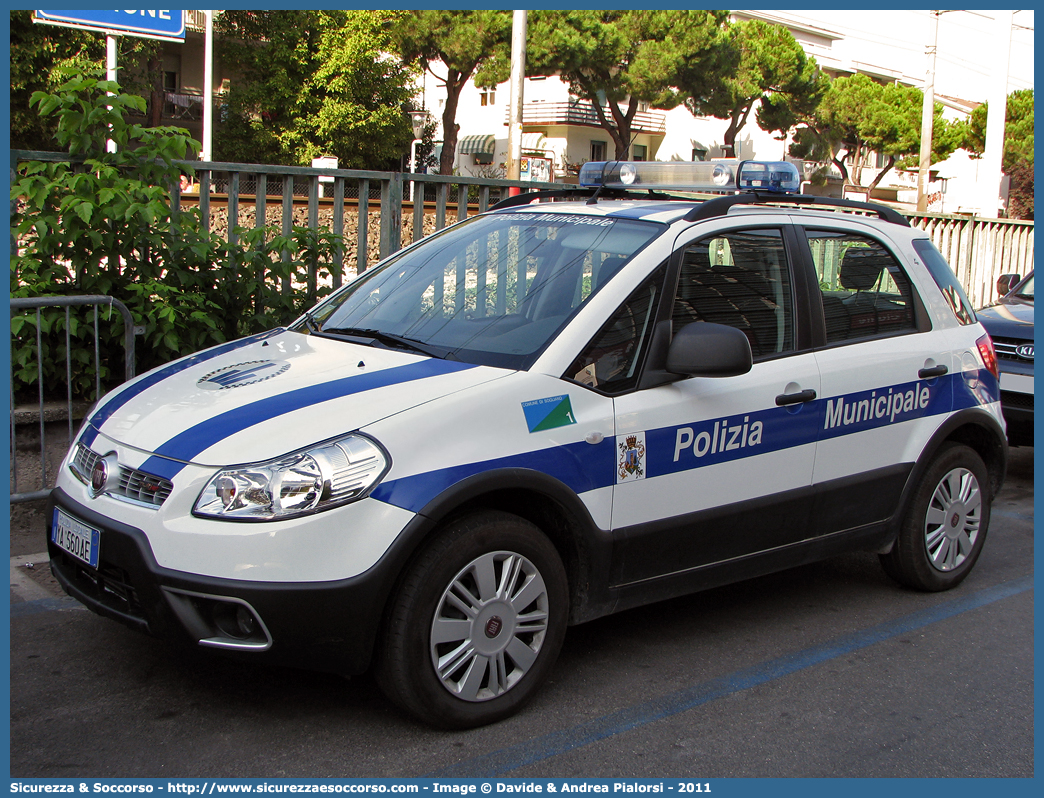 Polizia Locale YA560AE
Polizia Municipale
Comune di Sogliano al Rubicone
Fiat Sedici II serie
Allestitore Focaccia Group S.r.l.
Parole chiave: Polizia;Locale;Municipale;Sogliano al Rubicone;Fiat;Sedici;Focaccia;YA560AE;YA 560 AE