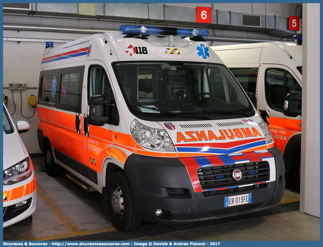 BO 0897
118 Bologna Soccorso
Fiat Ducato III serie
Allestitore Mariani Fratelli S.r.l.
Parole chiave: 118;Bologna;Soccorso;Ambulanza;Autoambulanza;Fiat;Ducato;X250;X 250;Mariani Fratelli