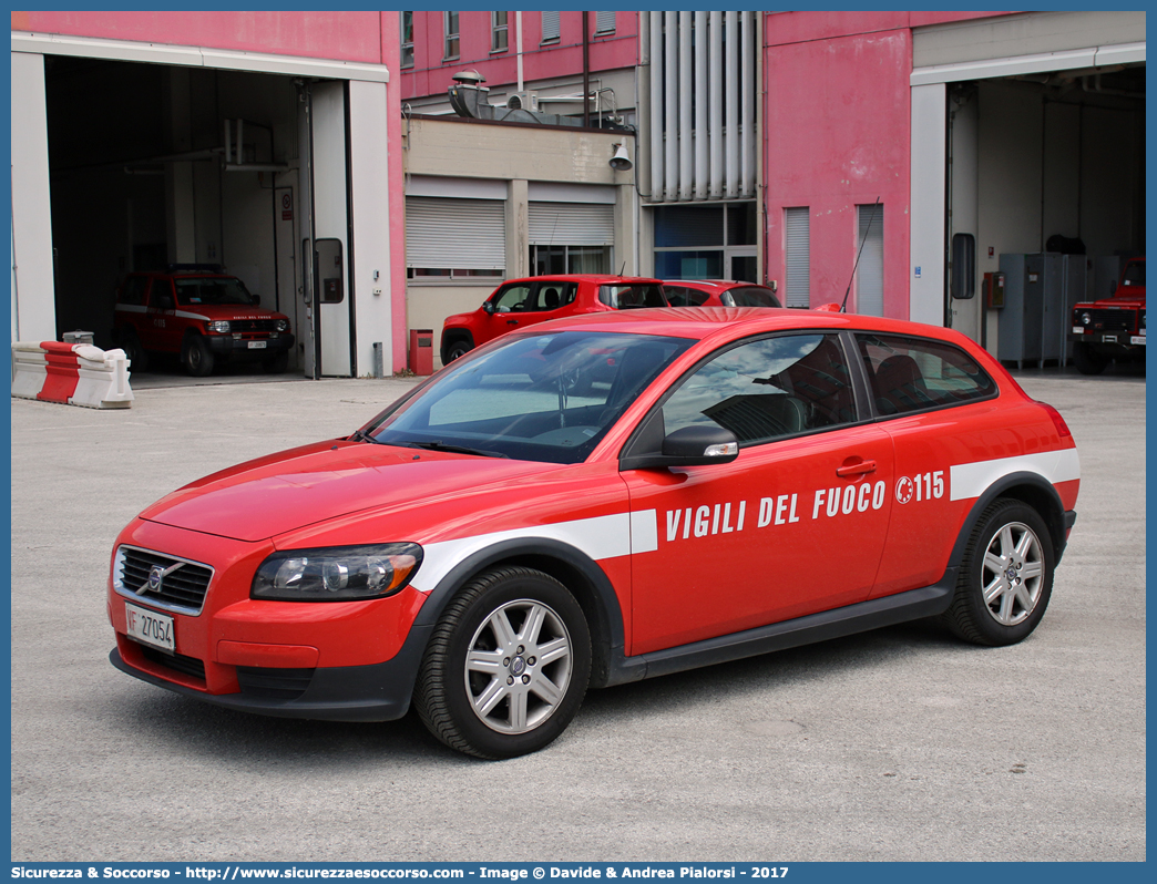 VF 27054
Corpo Nazionale Vigili del Fuoco
Volvo C30 I serie
(variante)
Parole chiave: Corpo;Nazionale;Vigili del Fuoco;Vigili;Fuoco;Volvo;C30;VF;27054