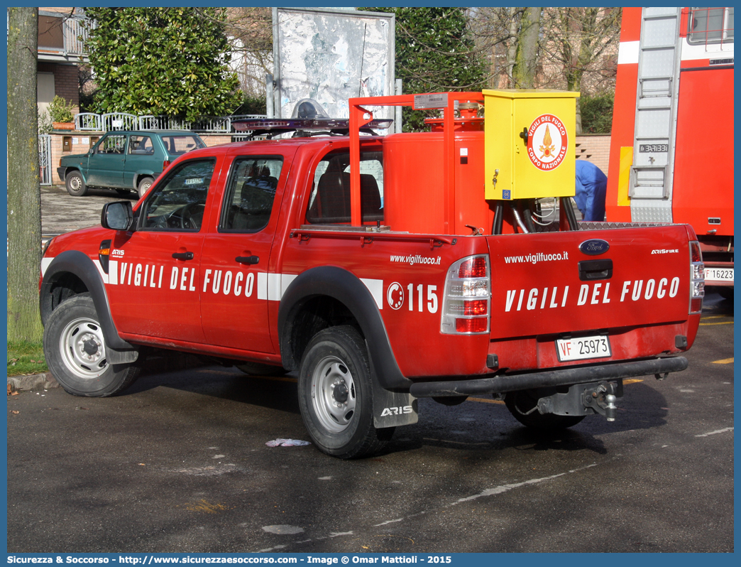 VF 25973
Corpo Nazionale Vigili del Fuoco
Ford Ranger III serie
Allestitore Aris S.p.A.
Parole chiave: VVF;V.V.F.;Corpo;Nazionale;Vigili;del;Fuoco;Ford;Ranger;Aris