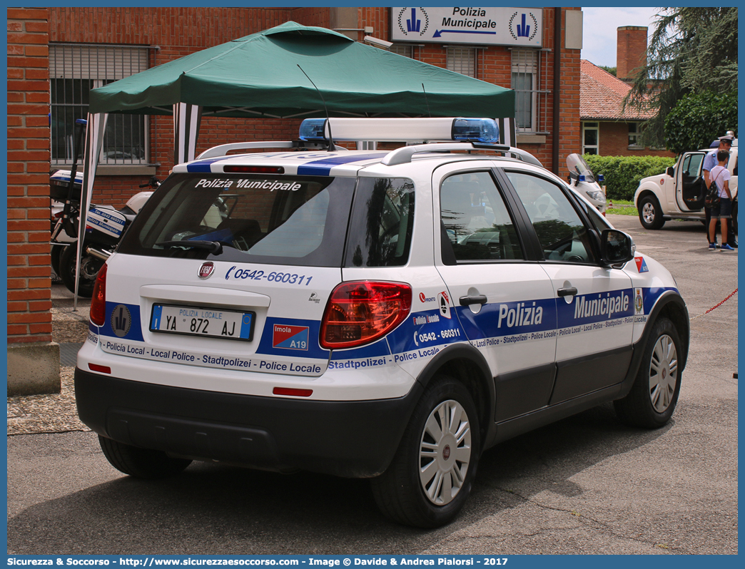 Polizia Locale YA872AJ
Polizia Municipale
Comune di Imola
Fiat Sedici II serie
Allestitore Focaccia Group S.r.l.
Parole chiave: Polizia;Locale;Municipale;Imola;Fiat;Sedici;Focaccia;YA872AJ;YA 872 AJ