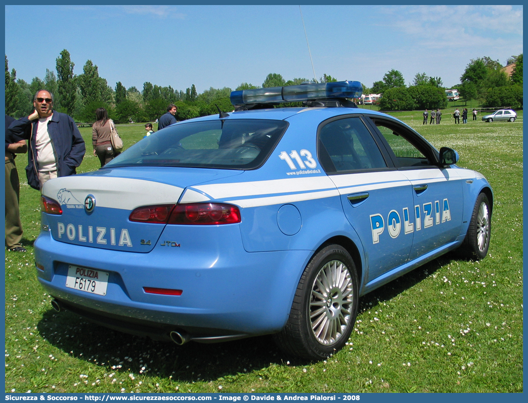 Polizia F6179
Polizia di Stato 
Squadra Volante
Alfa Romeo 159
Parole chiave: PS;P.S.;Polizia;di;Stato;Pubblica;Sicurezza;Squadra;Volante;Alfa;Romeo;159