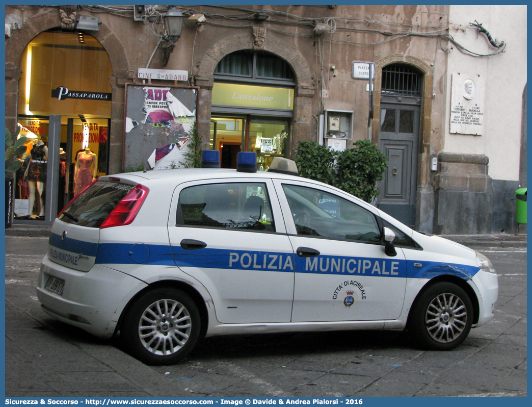 -
Polizia Municipale
Comune di Acireale
Fiat Grande Punto
Parole chiave: Polizia;Locale;Municipale;Acireale;Fiat;Grande Punto