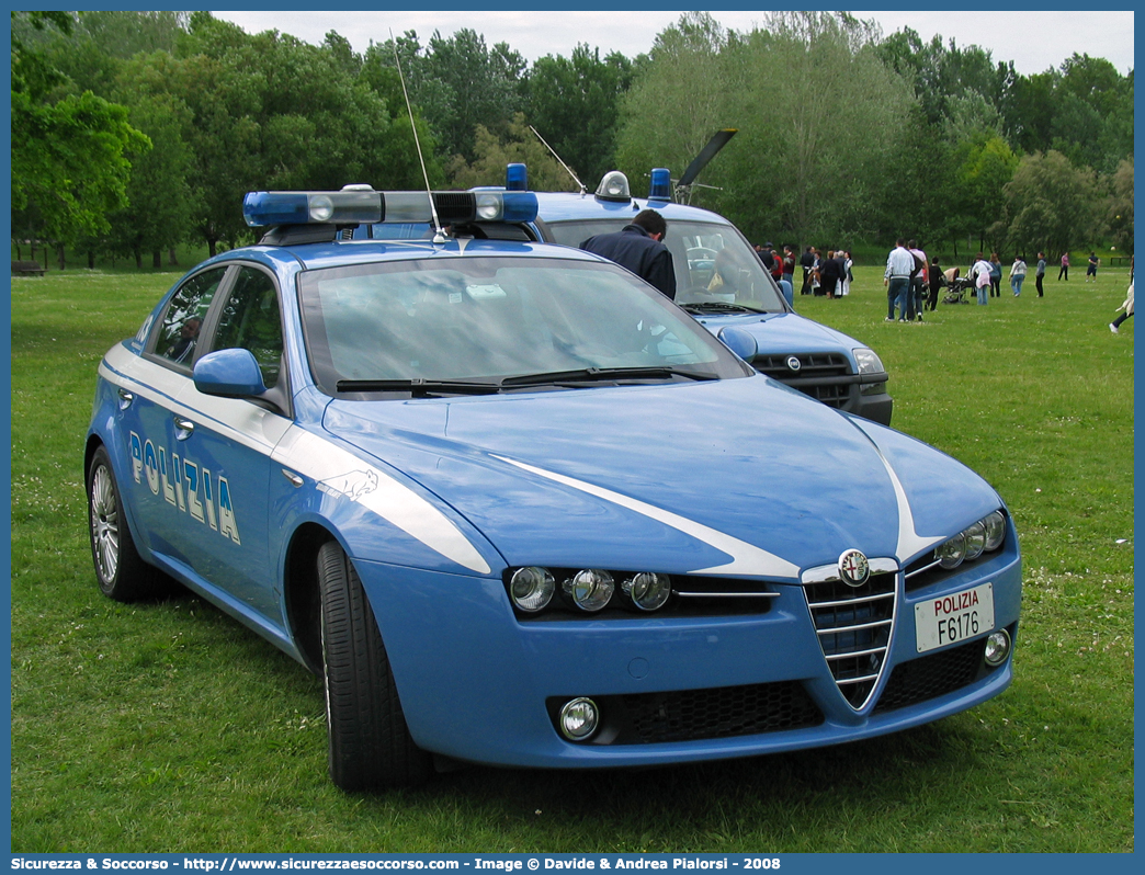 Polizia F6176
Polizia di Stato 
Squadra Volante
Alfa Romeo 159
Parole chiave: PS;P.S.;Polizia;di;Stato;Pubblica;Sicurezza;Squadra;Volante;Alfa;Romeo;159