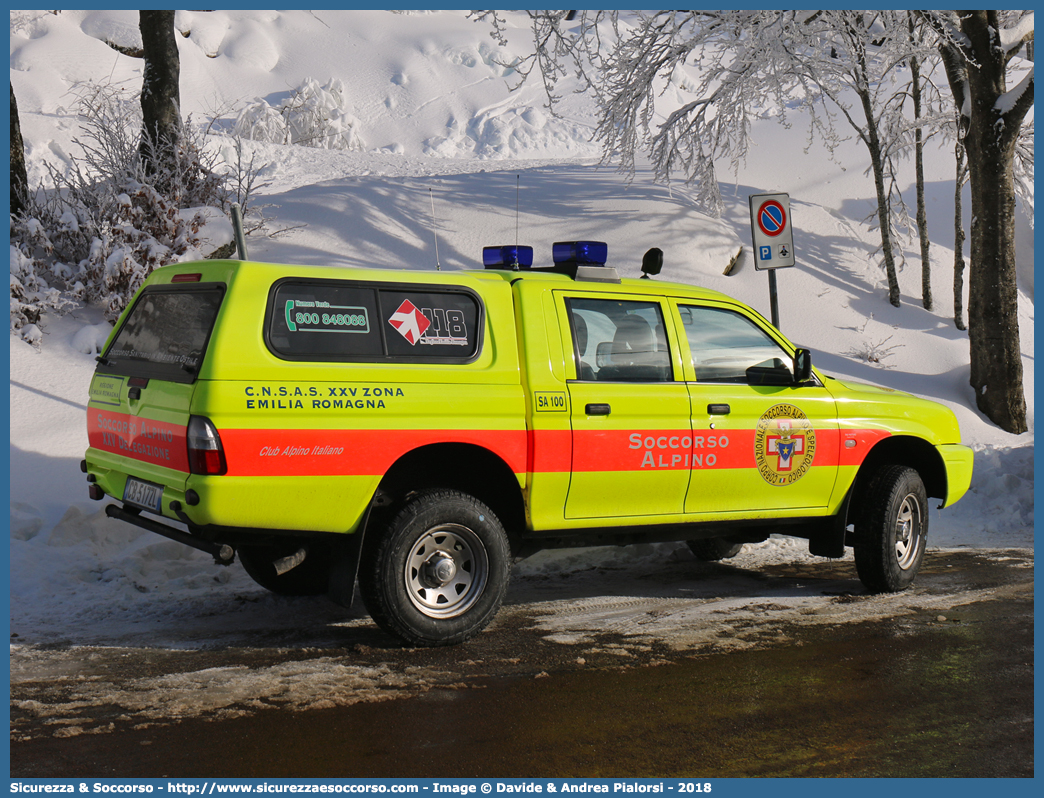 SA 100
Corpo Nazionale
Soccorso Alpino e Speleologico
Delegazione Alpina
XXV Emilia Romagna
Mitsubishi L200 III serie
Parole chiave: CNSAS;C.N.S.A.S.;Corpo;Nazionale;Soccorso;Alpino;Speleologico;Emilia;Romagna;SAER;S.A.E.R.;Mitsubishi;L200;L 200