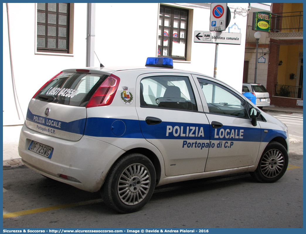 -
Polizia Locale
Comune di Portopalo di Capo Passero
Fiat Grande Punto
Parole chiave: Polizia;Locale;Municipale;Portopalo di Capo Passero;Fiat;Grande Punto