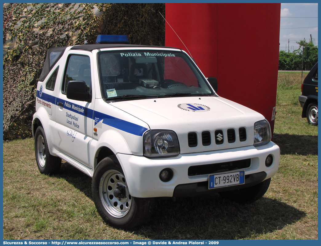 -
Polizia Municipale
Corpo Unico Bagnacavallo,
Cotignola e Fusignano
Suzuki Jimny
Parole chiave: Polizia;Locale;Municipale;Bagnacavallo;Cotignola;Fusignano;Suzuki;Jimny