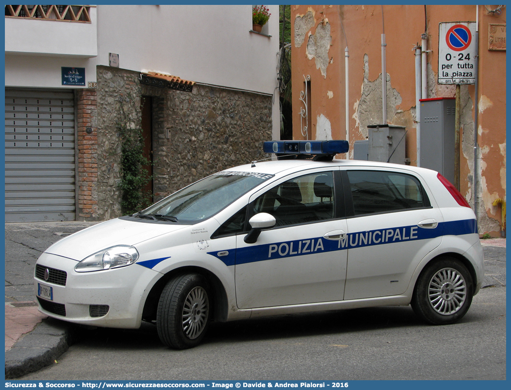 -
Polizia Municipale
Comune di Giardini Naxos
Fiat Grande Punto
Parole chiave: Polizia;Locale;Municipale;Giardini Naxos;Fiat;Grande Punto