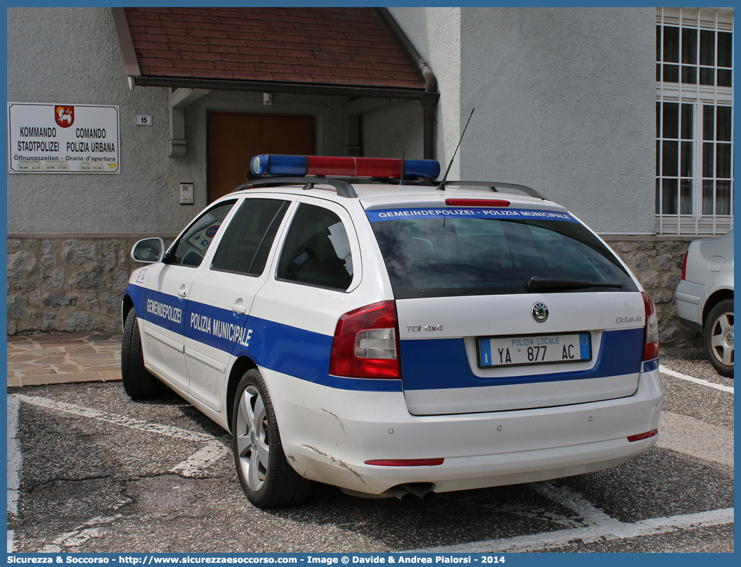 Polizia Locale YA877AC
Polizia Municipale
Comune di Bressanone
Skoda Octavia Wagon 4x4 III serie
Parole chiave: Polizia;Locale;Municipale;Bressanone;Skoda;Octavia;4x4;Wagon;YA;877;AC