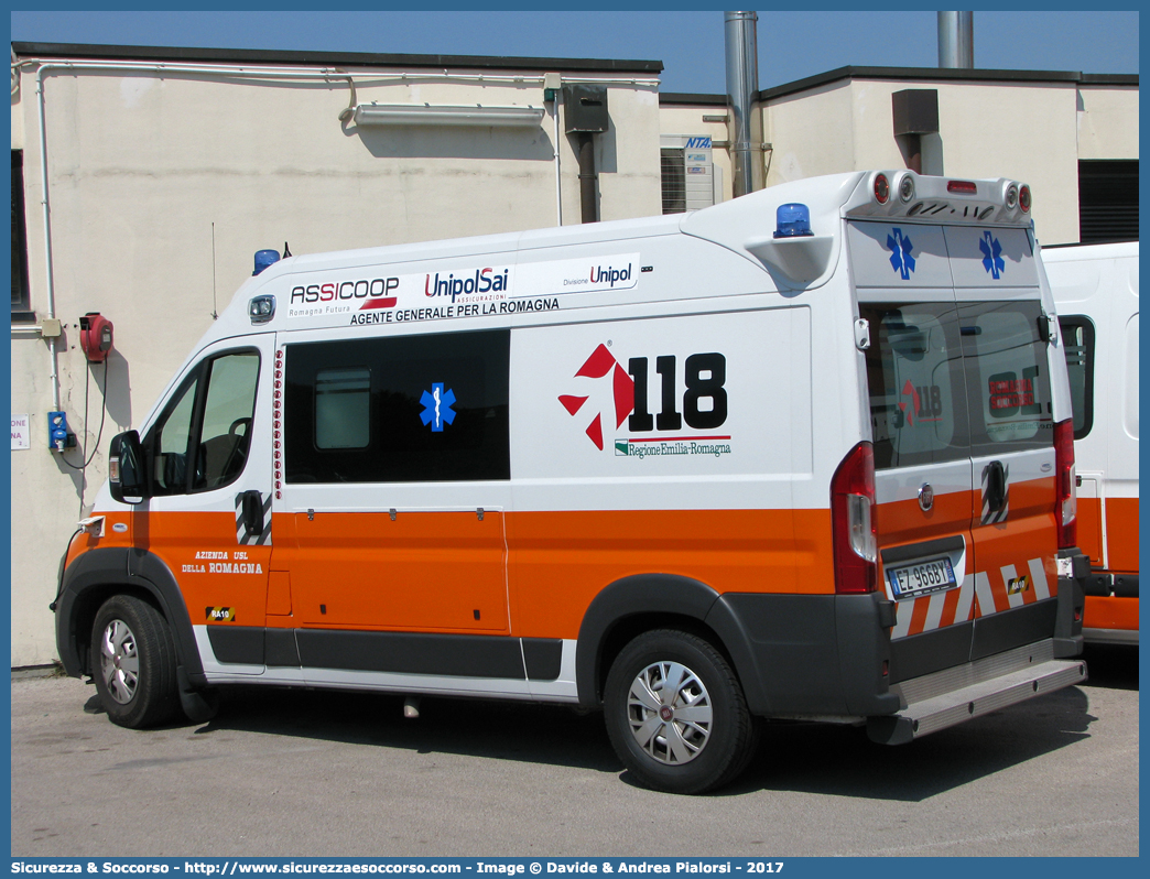 RA 10
118 Romagna Soccorso
Ambito Territoriale di Ravenna
Fiat Ducato III serie restyling
Allestitore Vision S.r.l.
Parole chiave: 118;Romagna;Ravenna;Soccorso;Ambulanza;Autoambulanza;Fiat;Ducato;X290;X 290;Vision