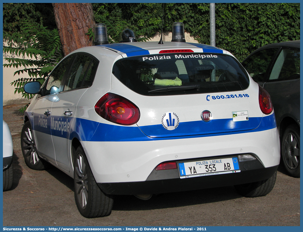 Polizia Locale YA353AB
Polizia Municipale
Unione Comuni Valle del Samoggia
Fiat Nuova Bravo
Allestitore Bertazzoni S.r.l.
Parole chiave: Polizia;Locale;Municipale;Valle del Samoggia;Bazzano;Castello di Serravalle;Crespellano;Monteveglio;Savigno;Fiat;Nuova Bravo;Bertazzoni;YA353AB;YA 353 AB