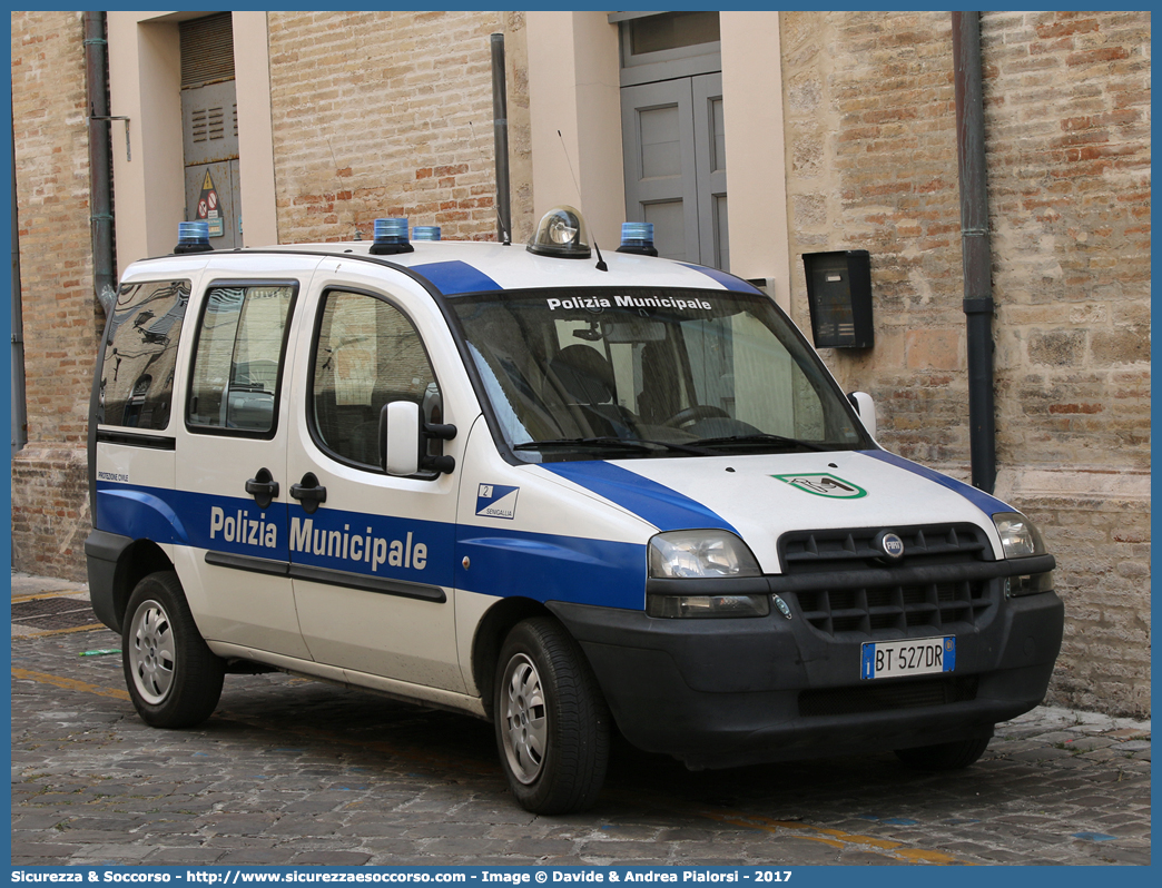 -
Polizia Municipale
Comune di Senigallia
Fiat Doblò I serie
Parole chiave: Polizia;Locale;Municipale;Senigallia;Fiat;Doblò;Doblo