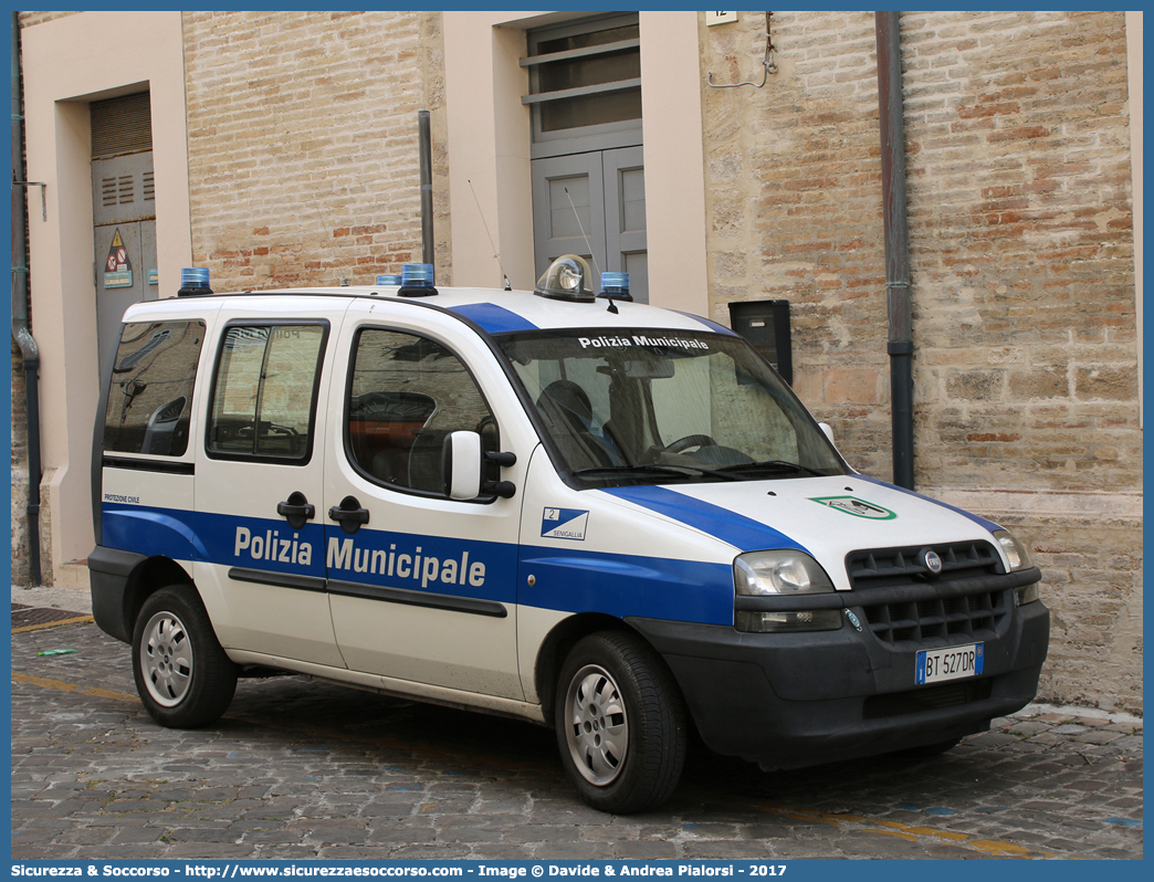 -
Polizia Municipale
Comune di Senigallia
Fiat Doblò I serie
Parole chiave: Polizia;Locale;Municipale;Senigallia;Fiat;Doblò;Doblo