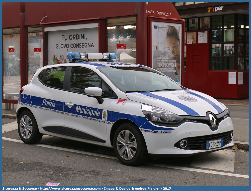 -
Polizia Municipale
Comune di Bologna
Renault Clio VI serie
Allestitore Focaccia Group S.r.l.
Parole chiave: Polizia;Locale;Municipale;Bologna;Renault;Clio;Focaccia