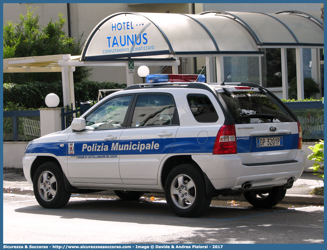 -
Polizia Municipale
Comune di Castellammare del Golfo
Kia Sportage II serie
Allestitore Bertazzoni S.r.l.
Parole chiave: Polizia;Locale;Municipale;Castellammare del Golfo;Kia;Sportage;Bertazzoni