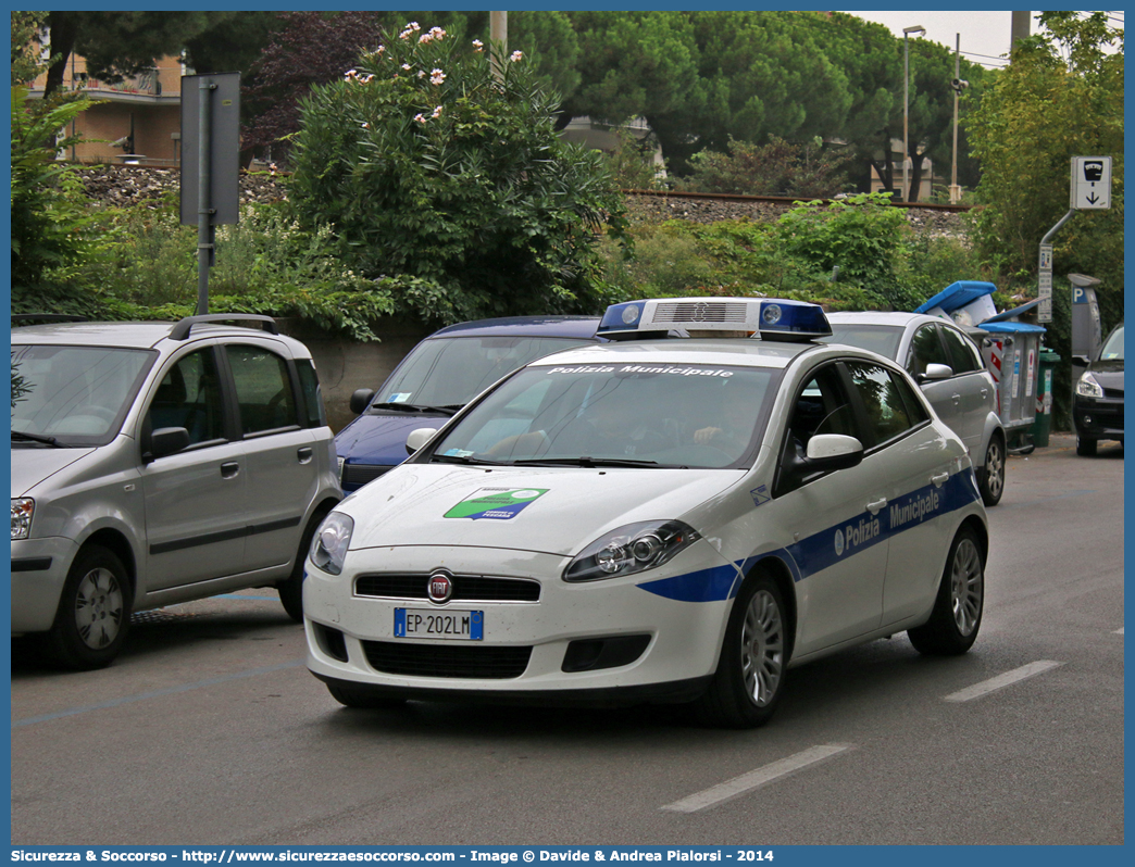 -
Polizia Municipale
Comune di Pescara
Fiat Nuova Bravo
Parole chiave: Polizia;Locale;Municipale;Pescara;Fiat;Nuova Bravo