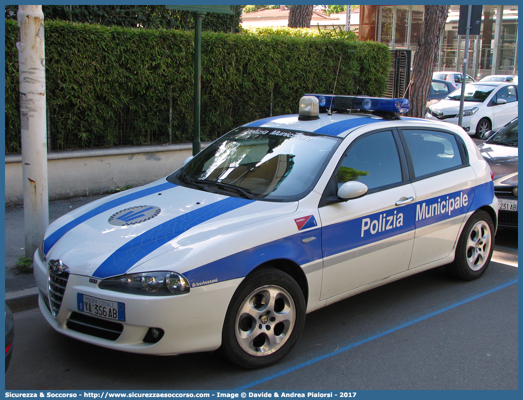 Polizia Locale YA356AB
Polizia Municipale
Comune di Carpineti
Alfa Romeo 147 II serie
Allestitore Bertazzoni S.r.l.
Parole chiave: Polizia;Locale;Municipale;Carpineti;Alfa Romeo;147;Bertazzoni;YA356AB;YA 356 AB