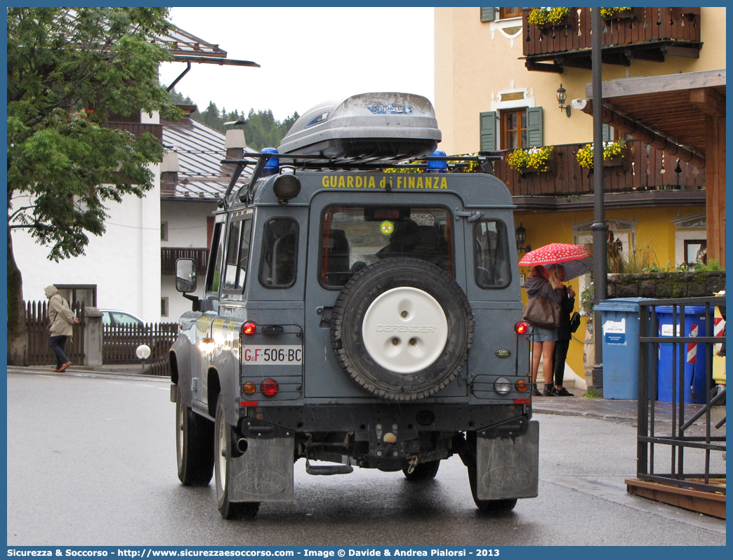 GdiF 506BC
Guardia di Finanza
S.A.G.F.
Land Rover Defender 90
Parole chiave: GdiF;G.D.F.;GDF;Guardia di Finanza;S.A.G.F.;SAGF;Soccorso Alpino;Land Rover;Defender 90;506BC