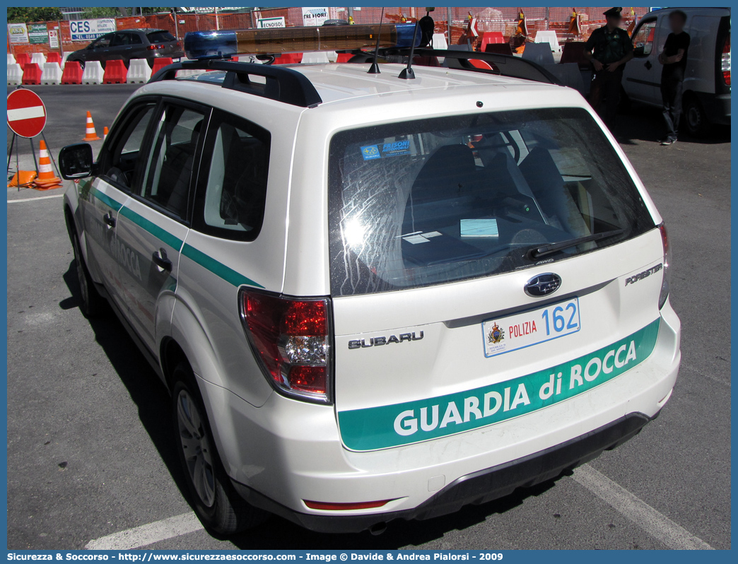 Polizia 162
Repubblica di San Marino
Guardia di Rocca
Subaru Forester V serie
Allestitore Focaccia Group S.r.l.
Parole chiave: Repubblica;San Marino;RSM;R.S.M.;Guardia di Rocca;Guardia;Rocca;Subaru;Forester;Focaccia