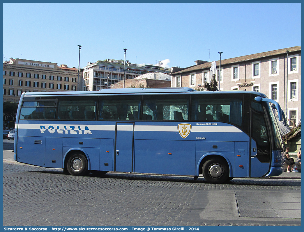 Polizia F1410
Polizia di Stato
Banda Musicale
Orlandi Domino 2001 HDH
Parole chiave: Polizia di Stato;Polizia;PS;Banda Musicale;Orlandi;Domino;2001 HDH;F1410