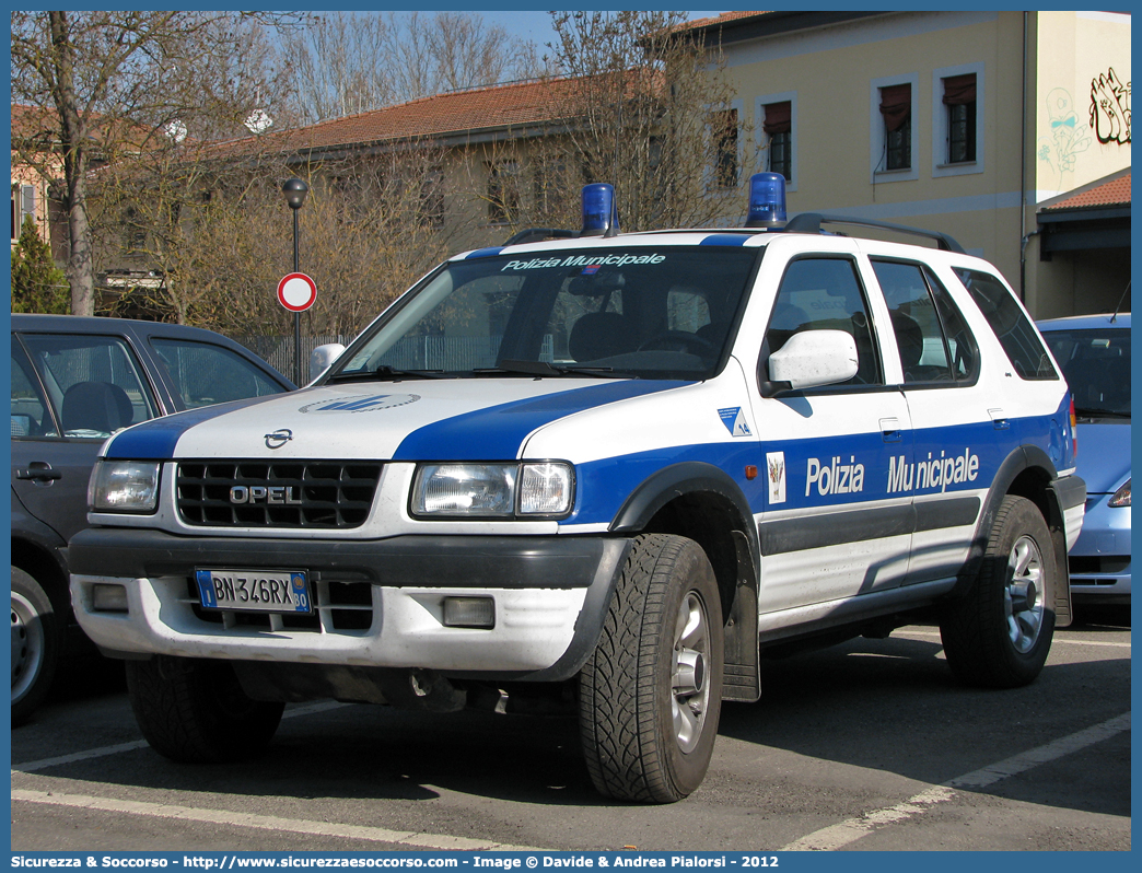 -
Polizia Municipale
Associazione Intercomunale
Terre d'Acqua
Opel Frontera II serie
Parole chiave: Polizia;Locale;Municipale;Terre d'Acqua;Terre;Acqua;Anzola dell’Emilia;Anzola Emilia;Calderara di Reno;Crevalcore;Sala Bolognese;San Giovanni in Persiceto;Sant’Agata Bolognese;Sant Agata Bolognese;Opel;Frontera