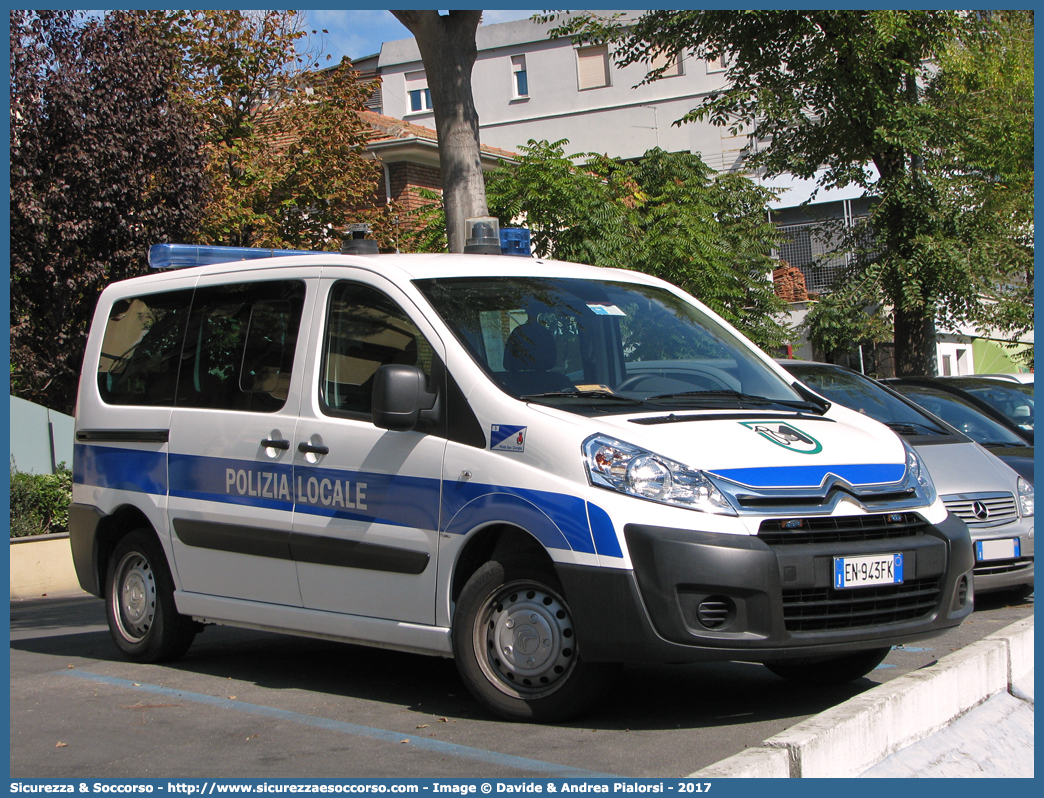 -
Polizia Locale
Comune di Porto San Giorgio
Citroen Jumpy III serie restyling
Allestitore Ciabilli S.r.l.
Parole chiave: Polizia;Locale;Municipale;Porto San Giorgio;Citroen;Jumpy;Ciabilli