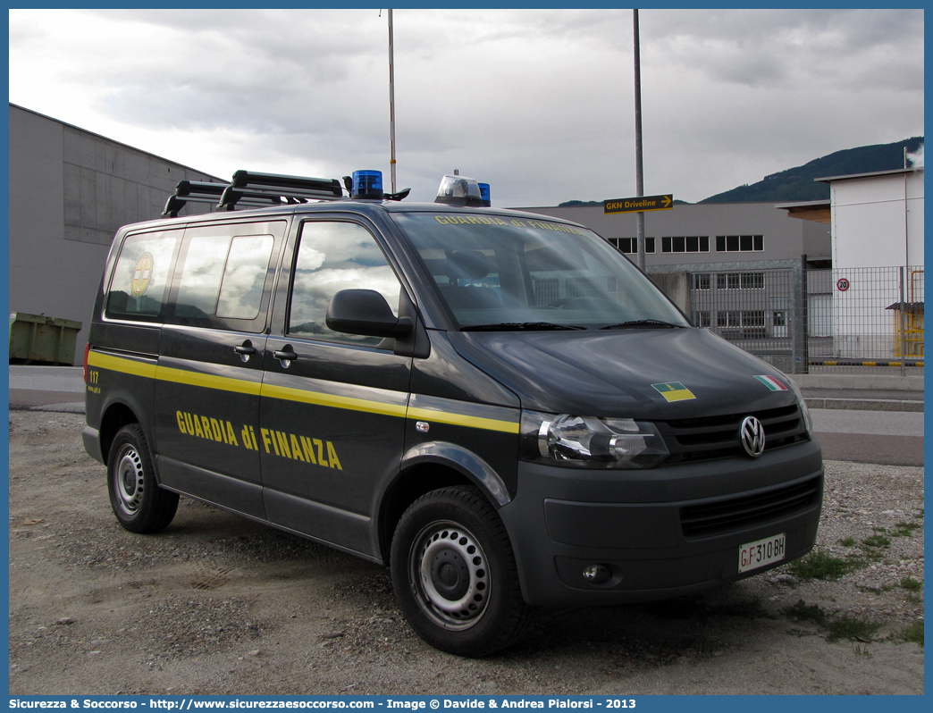 GdiF 310BH
Guardia di Finanza
S.A.G.F.
Volkswagen Transporter T5 restyling
Allestitore Focaccia Group S.r.l.
Si ringrazia il personale per la collaborazione
Parole chiave: GdiF;GDF;Guardia di Finanza;S.A.G.F.;SAGF;Soccorso Alpino;Volkswagen;Transporter;T5;T 5;Caravelle;4 Motion;4 Motion;310BH