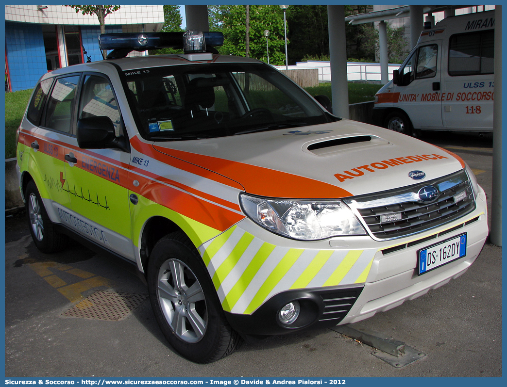 MIKE 13
SUEM 118 Venezia Mestre
Azienda ULSS 3 - Serenissima
Mirano
Subaru Forester V serie
Allestitore Aricar S.p.A.
Parole chiave: 118;SUEM;S.U.E.M.;Dolo;Mirano;Riviera;Brenta;Automedica;Auto Medica;Automedicalizzata;Auto Medicalizzata;Subaru;Forester;Aricar