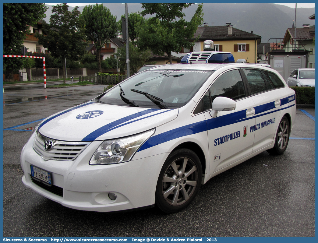 Polizia Locale YA846AC
Polizia Municipale
Comune di Brunico
Toyota Avensis Station Wagon III serie
Parole chiave: Polizia;Locale;Municipale;Brunico;Toyota;Avensis;YA;846;AC