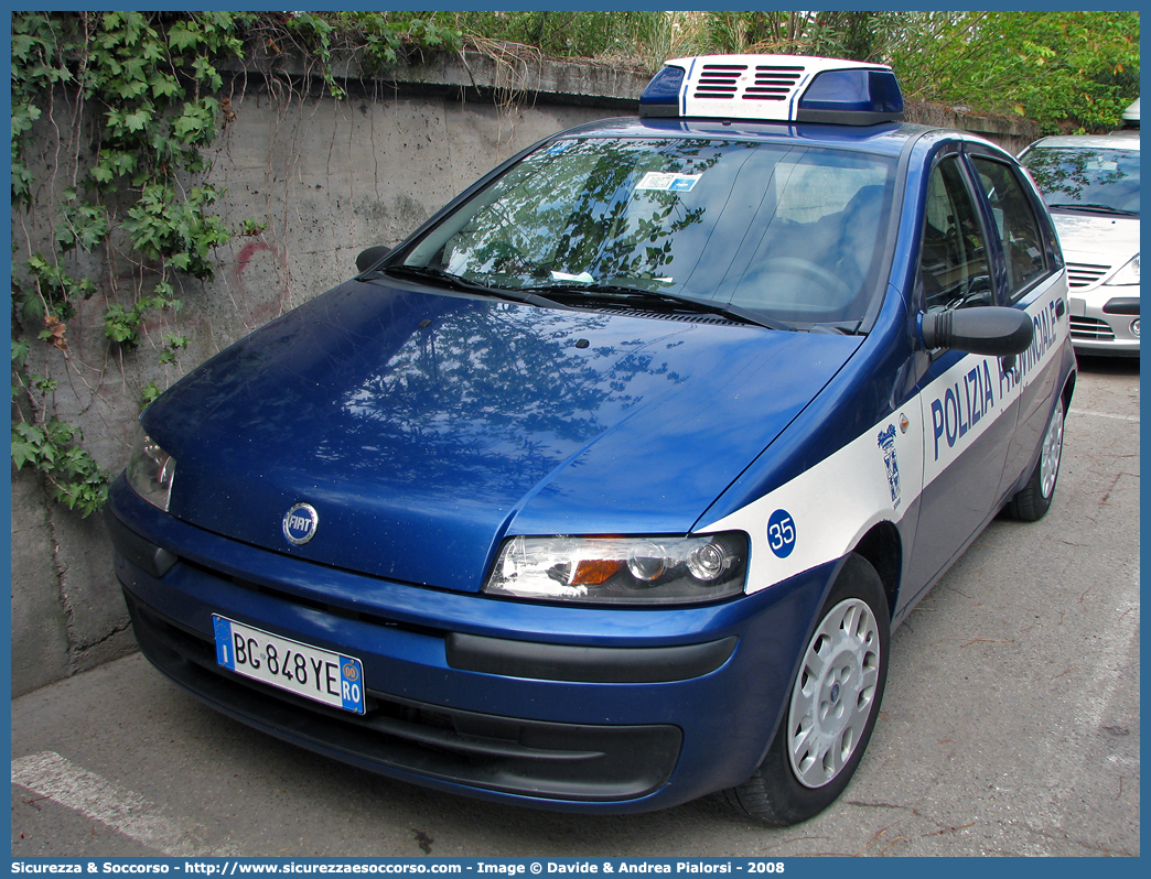 -
Polizia Provinciale
Provincia di Rovigo
Fiat Punto II serie
Parole chiave: Polizia;Locale;Provinciale;Rovigo;Fiat;Punto