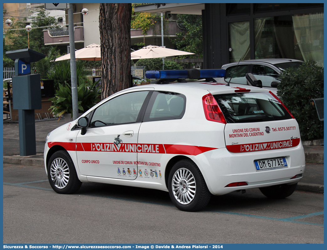 -
Polizia Municipale
Unione Comuni Montani del Casentino
Fiat Grande Punto
Parole chiave: Polizia;Locale;Municipale;Comuni Montani del Casentino;Castel Focognano;Castel San Niccolò;Castel San Niccolo;Chitignano;Chiusi della Verna;Montemignaio;Ortignano Raggiolo;Poppi;Stia;Talla;Fiat;Grande Punto