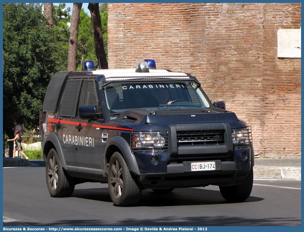 CC BJ174
Arma dei Carabinieri
Battaglioni Mobili
Land Rover Discovery 4
Parole chiave: CC;C.C.;Arma;dei;Carabinieri;Battaglione;Battaglioni;Mobile;Mobili;Land;Rover;Discovery;4;Blindato;Ordine;Pubblico;BJ174