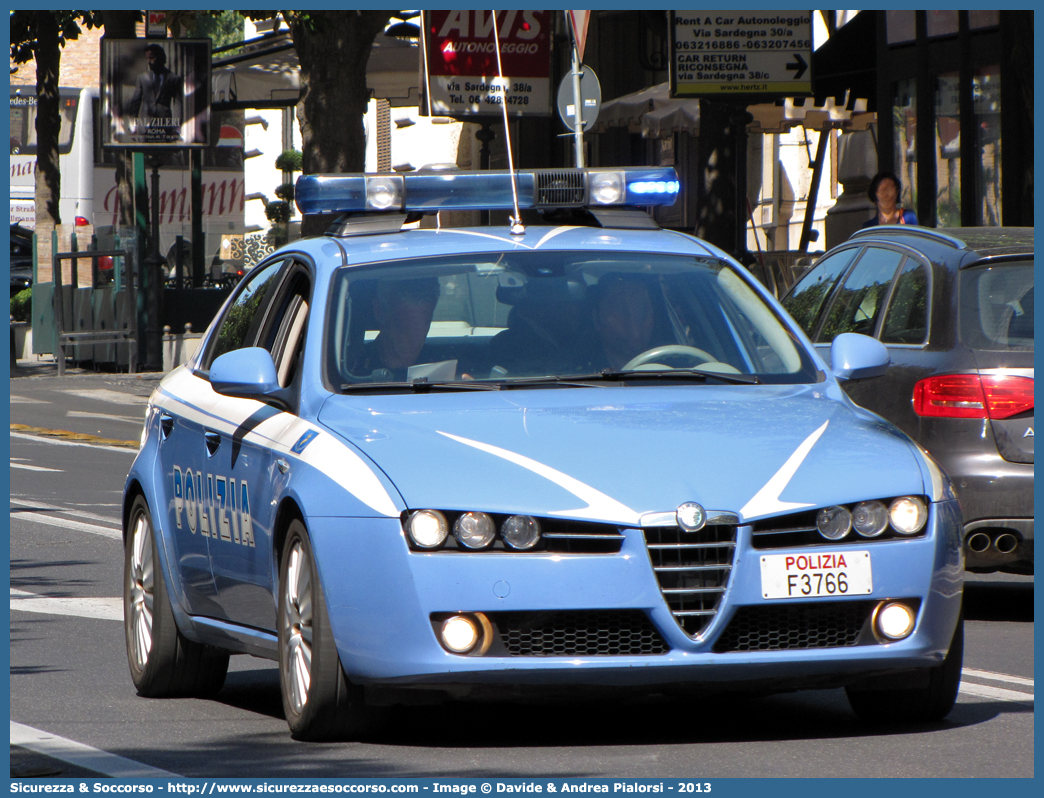 Polizia  F3766
Polizia di Stato
Polizia Stradale
Alfa Romeo 159 Q4
Parole chiave: PS;P.S.;Polizia;di;Stato;Pubblica;Sicurezza;Stradale;Alfa;Romeo;159;Q4;Scorta;Scorte;Quirinale;F3766