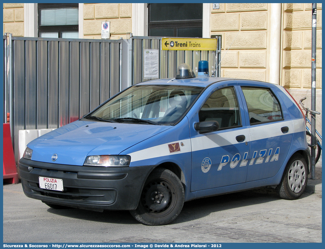 Polizia E6017
Polizia di Stato
Polizia Ferroviaria
Fiat Punto II serie
Parole chiave: Polizia;Stato;Polizia di Stato;Ferroviaria;Polfer;Fiat;Punto;E6017