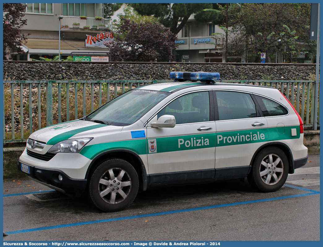 Polizia Locale YA514AE
Polizia Provinciale
Provincia di Rimini
Honda CR-V III serie
Allestitore Focaccia Group S.r.l.
Parole chiave: Polizia;Locale;Provinciale;Rimini;Honda;CR-V;CR - V;CR V;Focaccia;YA514AE;YA 514 AE