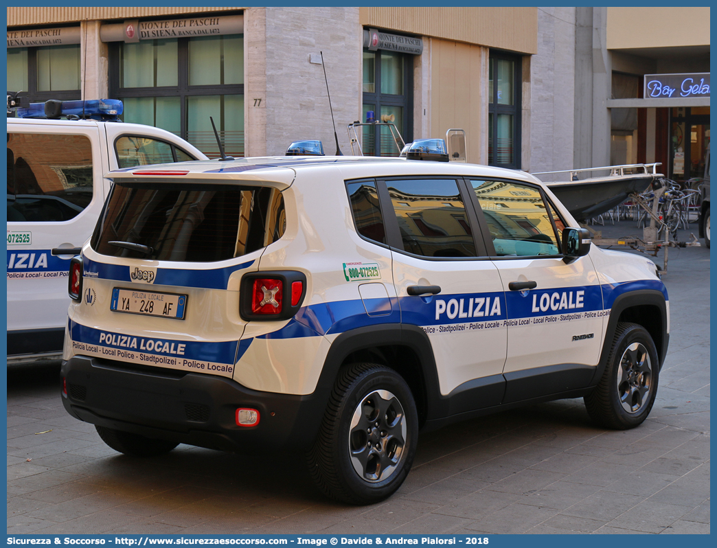 Polizia Locale YA248AF
Polizia Locale
Unione Comuni della Bassa Romagna
Jeep Renegade I serie
Allestitore Bertazzoni S.r.l.
Parole chiave: Polizia;Locale;Municipale;Bassa Romagna;Alfonsine;Bagnacavallo;Bagnara di Romagna;Conselice;Cotignola;Fusignano;Lugo;Massa Lombarda;Sant&#039;Agata sul Santerno;Sant Agata sul Santerno;Jeep;Renegade;Bertazzoni;YA248AF;YA 248 AF