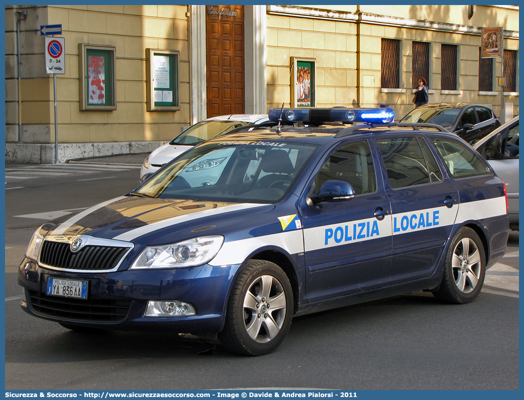 Polizia Locale YA836AA
Polizia Locale
Comune di Verona
Skoda Octavia Wagon III serie
Allestitore Ciabilli S.r.l.
Parole chiave: PL;P.L.;PM;P.M.;Polizia;Locale;Municipale;Verona;Skoda;Octavia;Wagon;Ciabilli