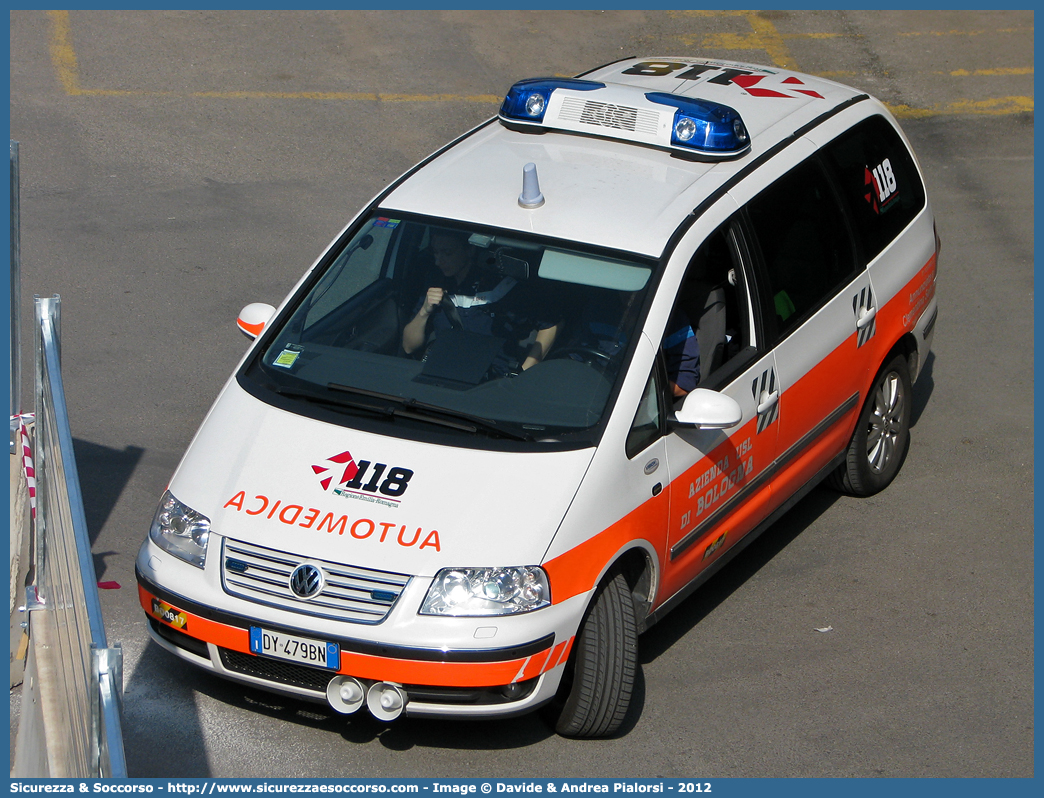 BO 0817
118 Bologna Soccorso
Volkswagen Sharan III serie
Allestitore Vision S.r.l.
Parole chiave: 118;Bologna;Soccorso;Automedica;Automedicalizzata;Auto Medica;Auto Medicalizzata;Volkswagen;Sharan;Vision