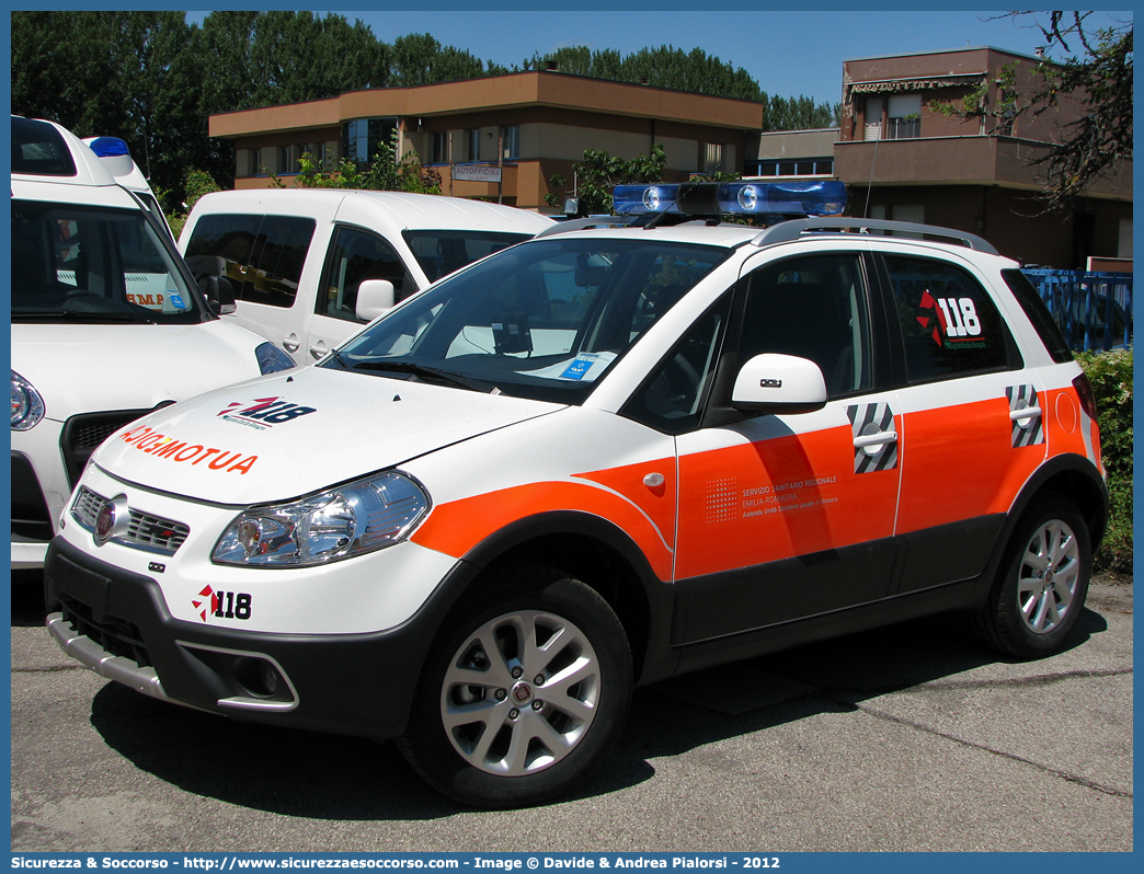 MO 1910
118 Modena Soccorso
Fiat Sedici II serie
Allestitore Vision S.r.l.
Parole chiave: 118;Modena;Soccorso;Automedica;Automedicalizzata;Auto Medica;Auto Medicalizzata;Fiat;Sedici;Vision