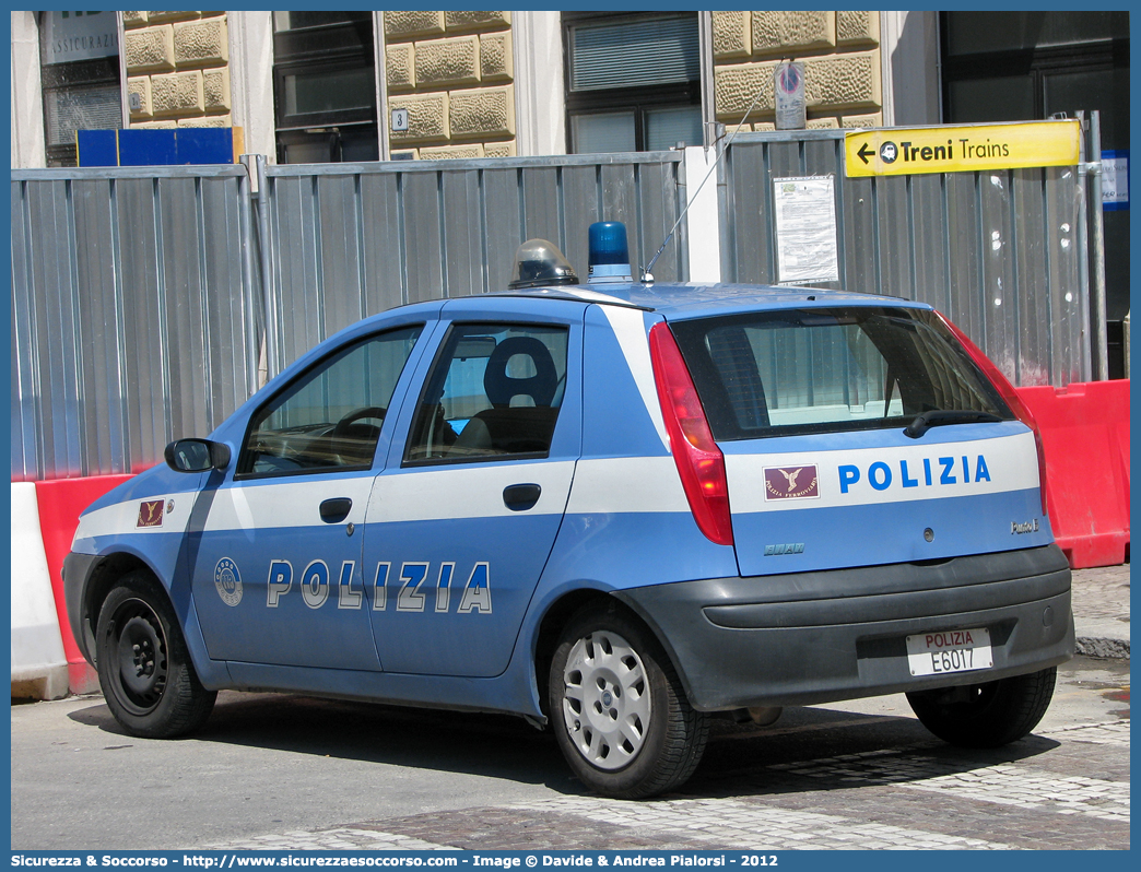 Polizia E6017
Polizia di Stato
Polizia Ferroviaria
Fiat Punto II serie
Parole chiave: Polizia;Stato;Polizia di Stato;Ferroviaria;Polfer;Fiat;Punto;E6017