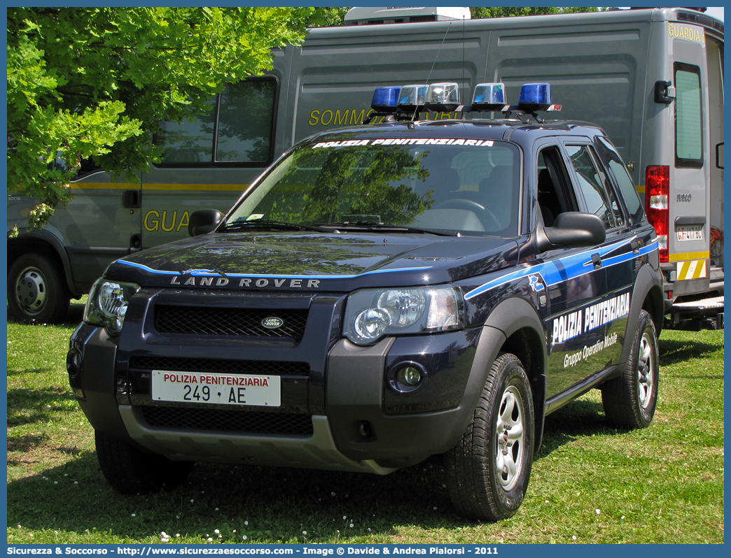 Polizia Penitenziaria 249AE
Polizia Pentenziaria
Gruppo Operativo Mobile
Land Rover Freelander
I serie restyling
Parole chiave: Polizia Penitenziaria;Gruppo Operativo Mobile;GOM;Land Rover;Freelander