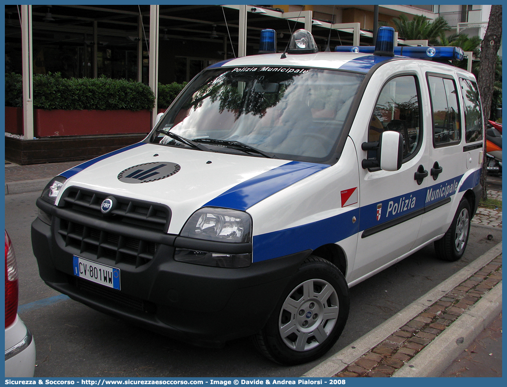 -
Polizia Municipale
Comune di Piacenza
Fiat Doblò I serie
Parole chiave: Polizia;Locale;Municipale;Piacenza;Fiat;Doblo;Doblò