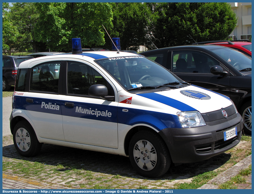 -
Polizia Municipale
Comune di Forlì
Fiat Nuova Panda I serie
Parole chiave: Polizia;Locale;Municipale;Forlì;Forli;Fiat;Nuova Panda